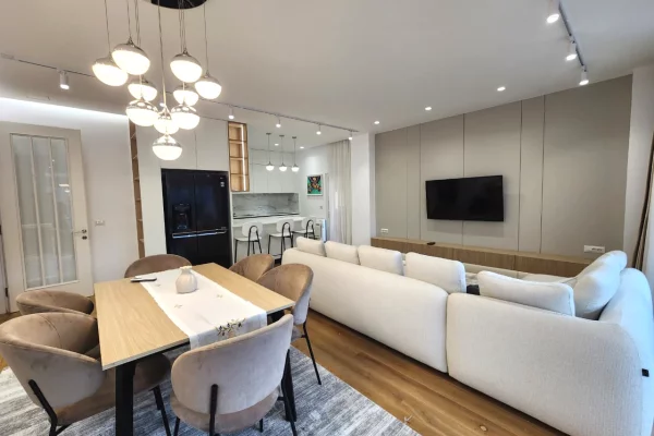 Shtepi me qera Apartament ne Tirane, 2+1, Mobilimi E mobiluar, Pagesa 1,500  Euro.