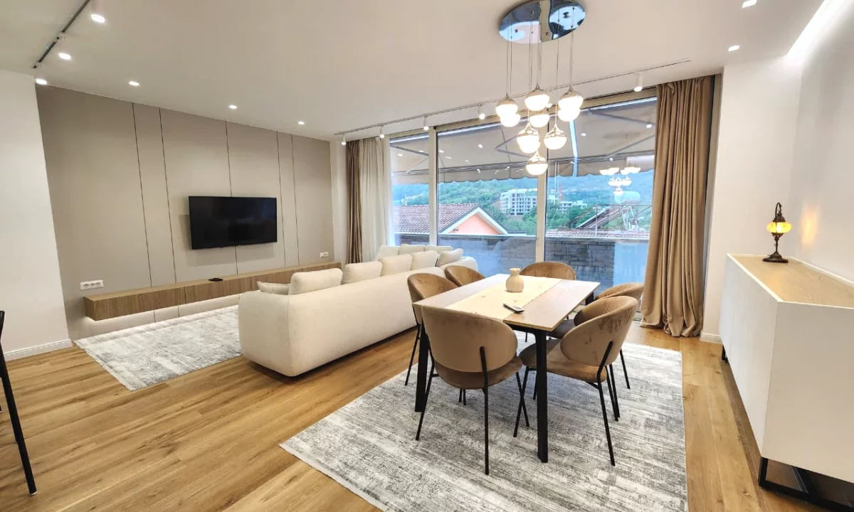 Shtepi me qera Apartament ne Tirane, 2+1, Mobilimi E mobiluar, Pagesa 1,500  Euro.