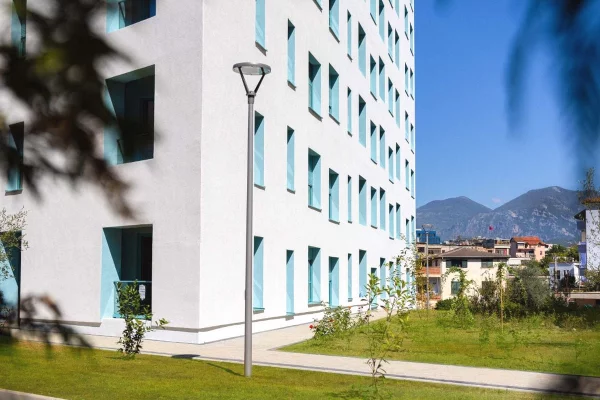 Shtepi ne shitje Apartament ne Tirane, 1+1, Mobilimi Bosh, pa mobiluar, Pagesa 89,000  Euro.