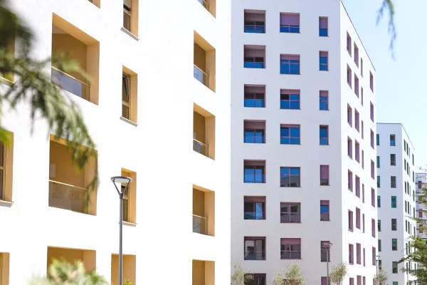 Shtepi ne shitje Apartament ne Tirane, 1+1, Mobilimi Bosh, pa mobiluar, Pagesa 74,000  Euro.