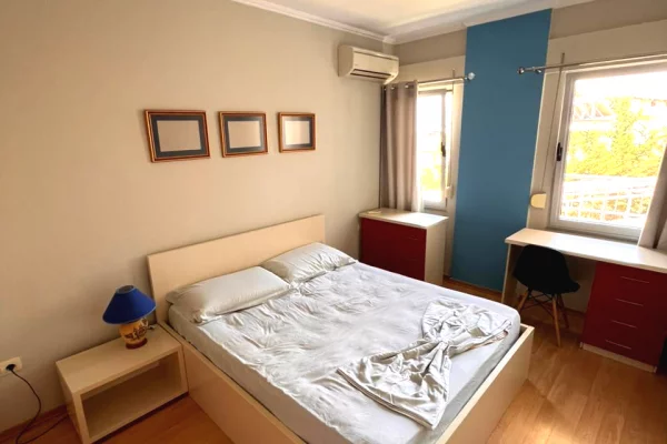 Shtepi me qera Apartament ne Tirane, 1+1, Mobilimi E mobiluar, Pagesa 750  Euro.