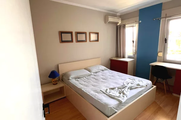 Shtepi me qera Apartament ne Tirane, 1+1, Mobilimi E mobiluar, Pagesa 750  Euro.
