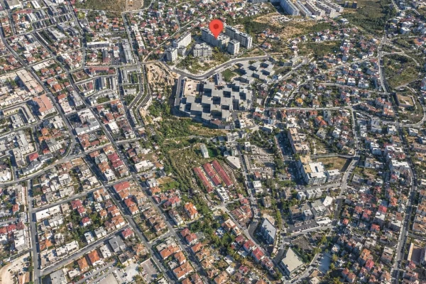 Shtepi ne shitje Apartament ne Tirane, 1+1, Mobilimi Bosh, pa mobiluar, Pagesa 71,900  Euro.