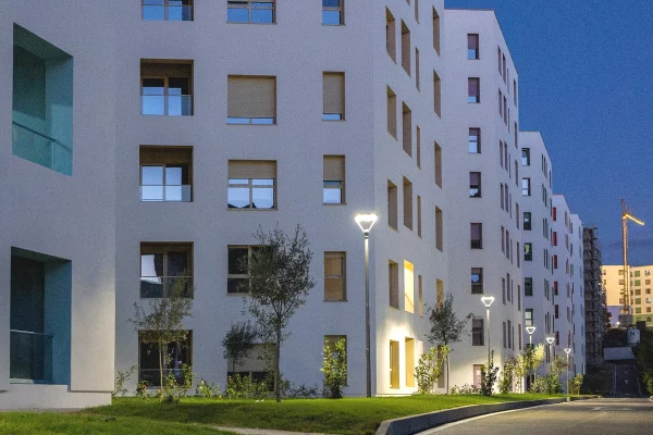 Shtepi ne shitje Apartament ne Tirane, 1+1, Mobilimi Bosh, pa mobiluar, Pagesa 71,900  Euro.