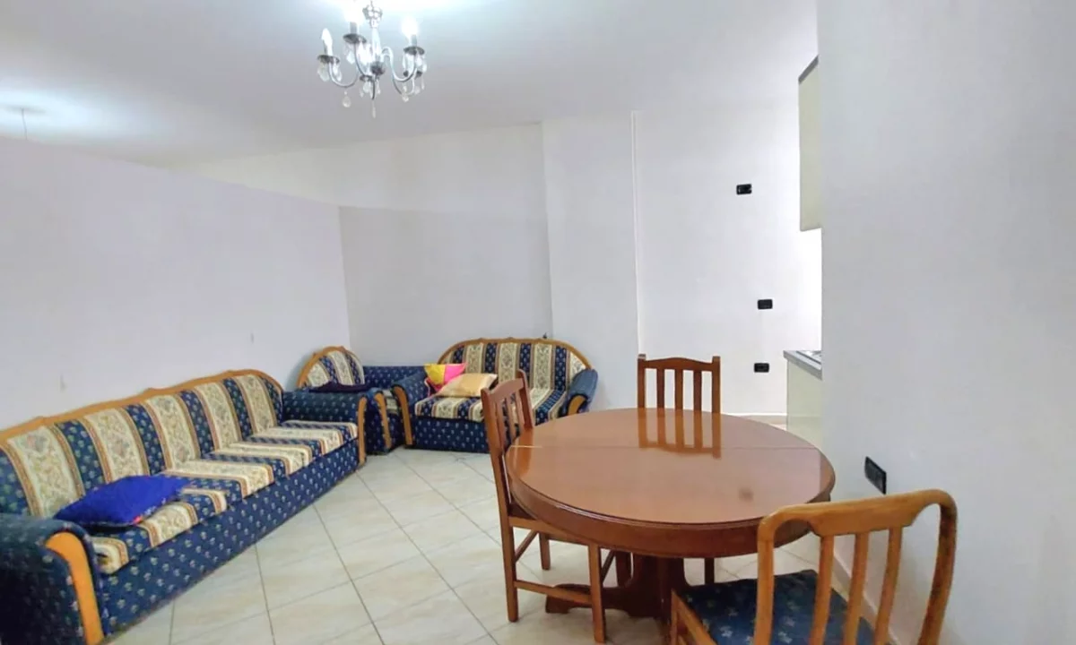 Shtepi me qera Apartament ne Tirane, 2+1, Mobilimi E mobiluar, Pagesa 40,000  Leke.