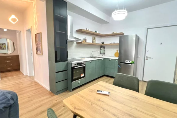 Shtepi me qera Apartament ne Tirane, 2+1, Mobilimi E mobiluar, Pagesa 50,000  Leke.