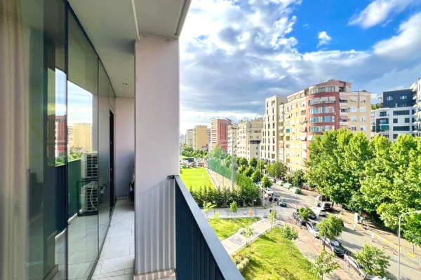 ZYRE ME QERA: 2 Amb. Pune📍Lake View Res. (Rr. E Kosovareve) ||+1 P.Parkimi🅿️ - 1100Euro/Muaj - S.75m2
