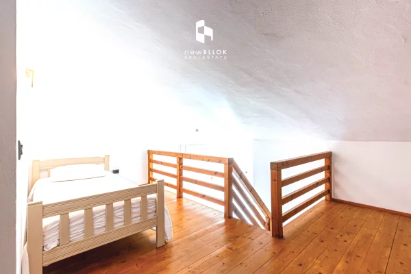 Shtepi ne shitje Duplex(shtepi me 2 kate) ne Tirane, 3+1, Mobilimi E mobiluar, Pagesa 249,000  Euro.