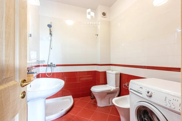 Shtepi ne shitje Duplex(shtepi me 2 kate) ne Tirane, 3+1, Mobilimi E mobiluar, Pagesa 249,000  Euro.