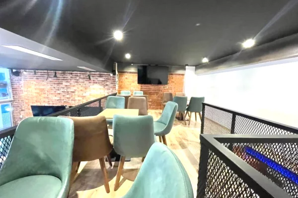 SHITET: DYQAN/LOKAL Ultra Investuar 62 m2 ( Xhamllik -📍 Kompleksi Kolombo ( Ndare ne 2 kate) || 159