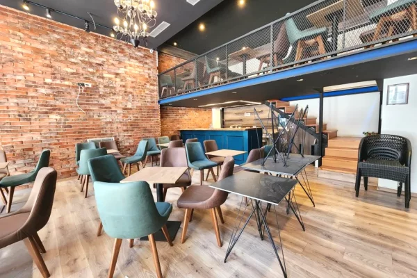 Ambient biznesi ne shitje 2+1 ne Tirane - 159,000 Euro