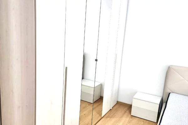 Shtepi me qera Apartament ne Tirane, 2+1, Mobilimi E mobiluar, Pagesa 70,000  Leke.