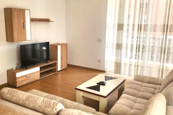 Shtepi me qera Apartament ne Tirane, 2+1, Mobilimi E mobiluar, Pagesa 70,000  Leke.