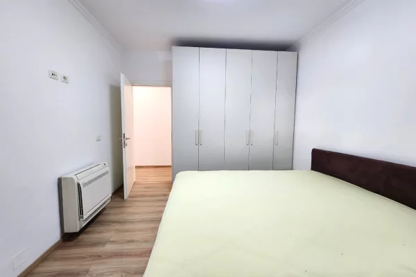 Me Qera: 3+1 +2wc&kuzhine me vete ( 145m2) 🔥🔥 Qender/Plaza | Super vendodhje | 750Euro/Muaj 💥