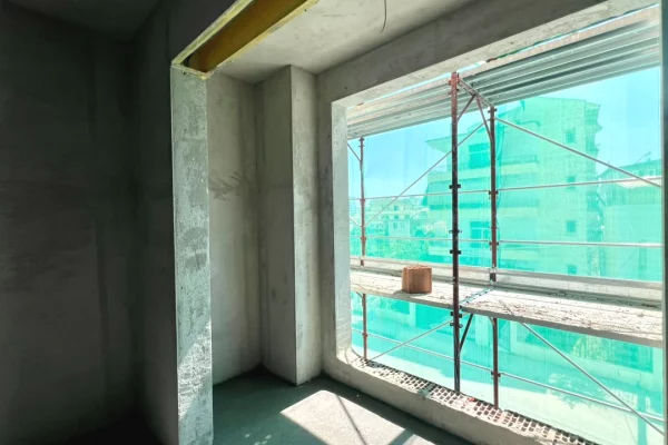 Shtepi ne shitje Apartament ne Tirane, 1+1, Mobilimi Bosh, pa mobiluar, Pagesa 120,000  Euro.