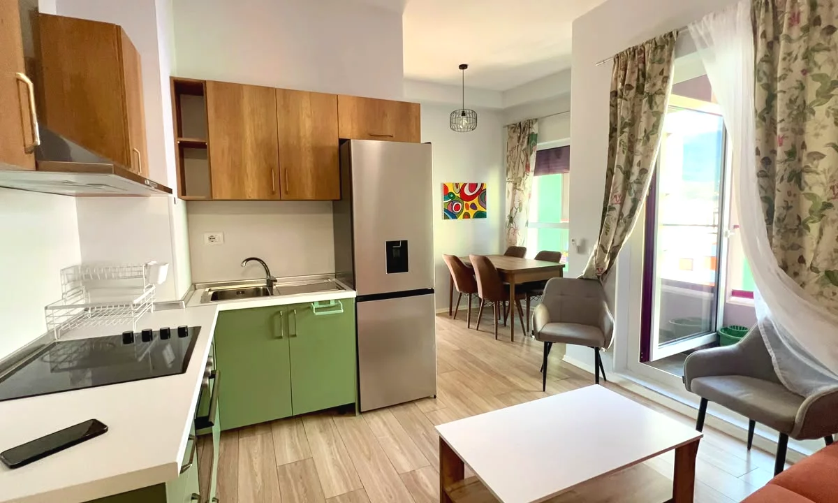 Shtepi me qera Apartament ne Tirane, 1+1, Mobilimi E mobiluar, Pagesa 40,000  Leke.