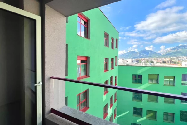 Shtepi me qera 1+1 ne Tirane - 40,000 Leke
