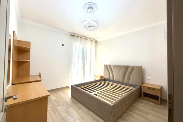 Shtepi me qera Apartament ne Tirane, 1+1, Mobilimi E mobiluar, Pagesa 55,000  Leke.