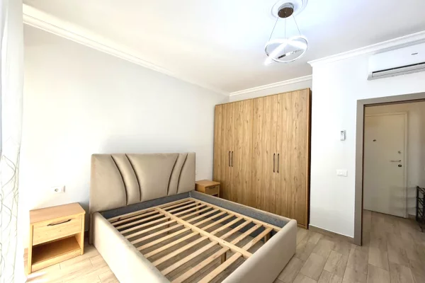 Shtepi me qera Apartament ne Tirane, 1+1, Mobilimi E mobiluar, Pagesa 55,000  Leke.