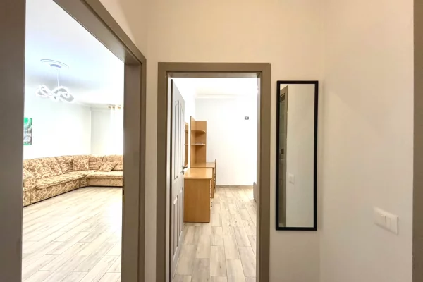 Shtepi me qera Apartament ne Tirane, 1+1, Mobilimi E mobiluar, Pagesa 55,000  Leke.