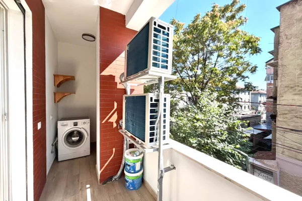 Shtepi me qera Apartament ne Tirane, 1+1, Mobilimi E mobiluar, Pagesa 55,000  Leke.