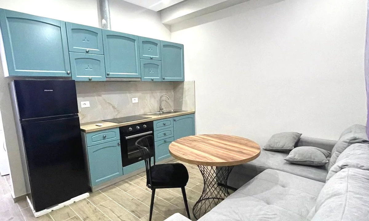 Shtepi me qera Apartament ne Tirane, 1+1, Mobilimi E mobiluar, Pagesa 37,000  Leke.
