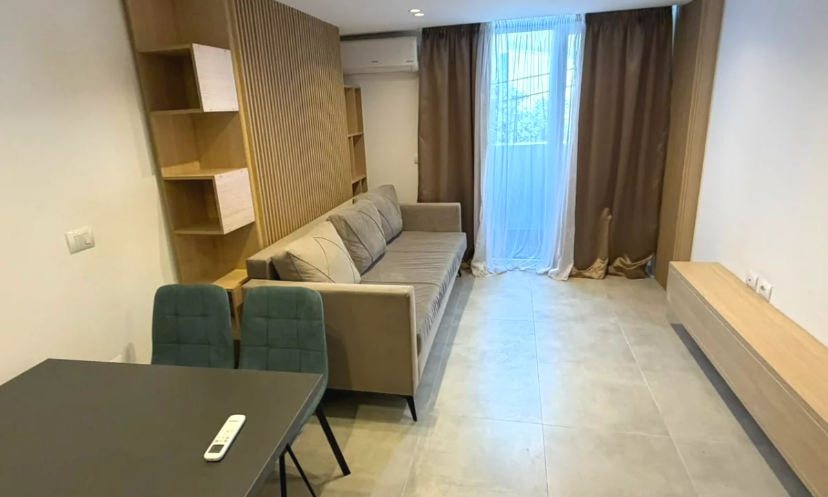 Shtepi me qera Duplex(shtepi me 2 kate) ne Tirane, 1+1, Mobilimi E mobiluar, Pagesa 550  Euro.