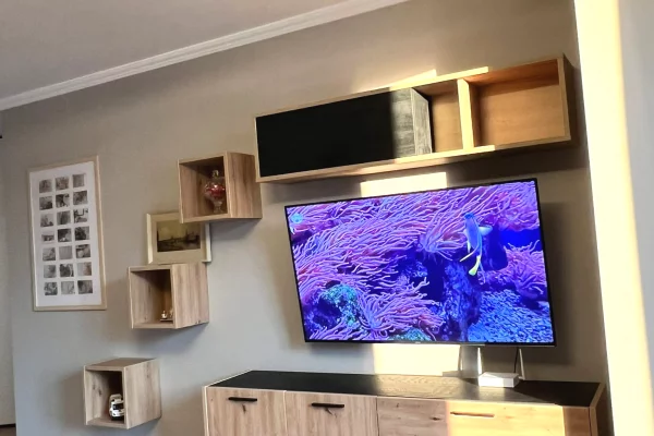 Shtepi ne shitje Apartament ne Tirane, 2+1, Mobilimi E mobiluar, Pagesa 169,000  Euro.