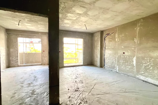 Shtepi ne shitje Apartament ne Tirane, 1+1, Mobilimi Bosh, pa mobiluar, Pagesa 88,000  Euro.