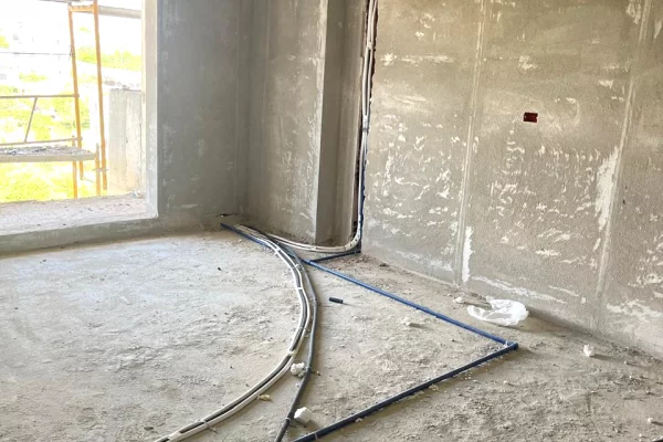 Shtepi ne shitje Apartament ne Tirane, 1+1, Mobilimi Bosh, pa mobiluar, Pagesa 88,000  Euro.