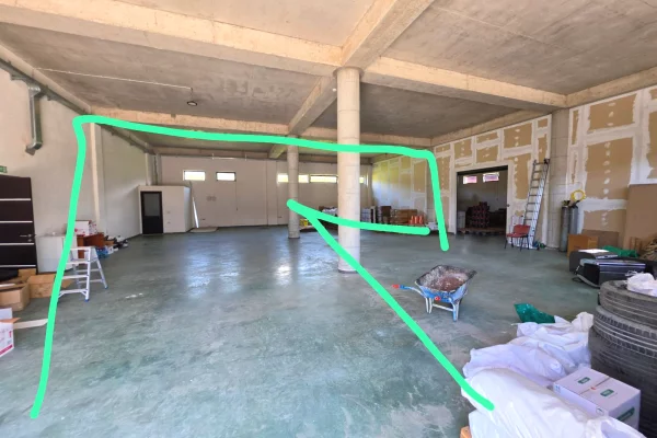 🏢 MAGAZINE MODERNE ME QIRA NE PRUSH – Kombinat 200 m2 | Ndertim i Ri | Standarde Bashkekohore 5 m lartesi 💥 100.000 Leke/Muaj 🔥🔥