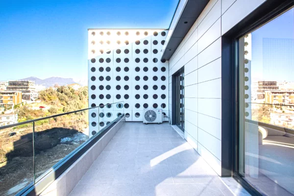 Penthouse (panoramic top floor) for rent in Tirana 1+1, Furnished