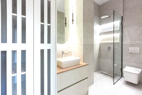 Penthouse (panoramic top floor) for rent in Tirana 1+1, Furnished