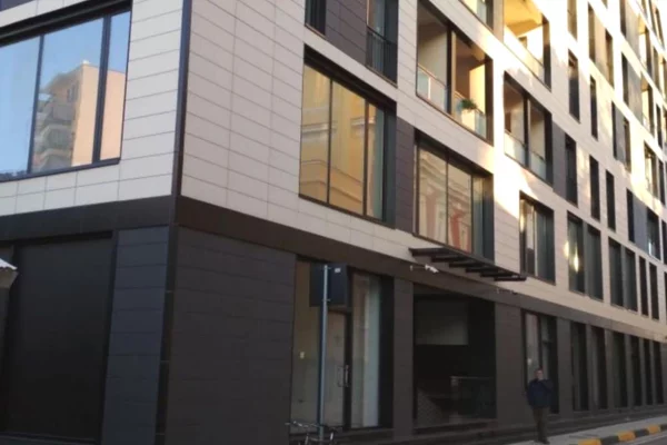 Shtepi me qera Apartament ne Tirane, 1+1, Mobilimi E mobiluar, Pagesa 80,000  Leke.