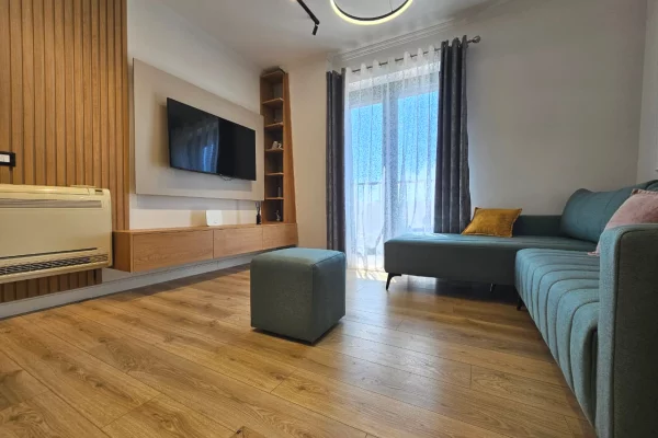 Shtepi me qera Apartament ne Tirane, 1+1, Mobilimi E mobiluar, Pagesa 80,000  Leke.