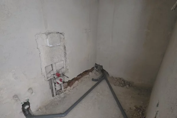 Shtepi ne shitje Apartament ne Tirane, 2+1, Mobilimi Bosh, pa mobiluar, Pagesa 105,000  Euro.