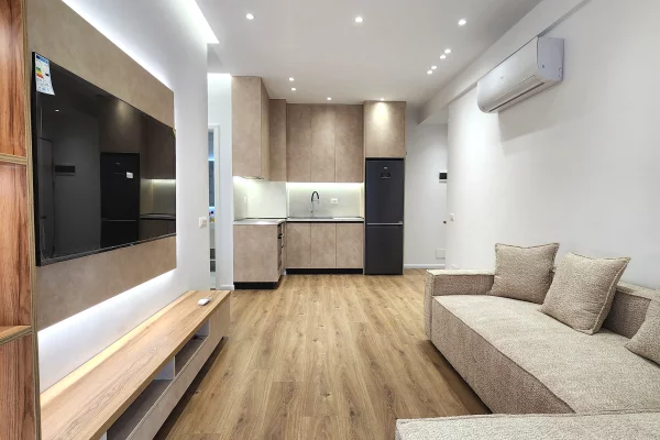 Shtepi ne shitje Apartament ne Tirane, 1+1, Mobilimi E mobiluar, Pagesa 138,500  Euro.