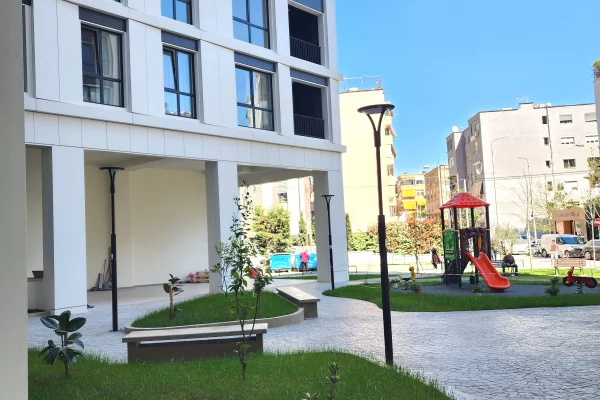 Luxury Office : 89.1 m2 Kati 1 Teknik (📍KOMUNA PARISIT - White Could Residence ) 3 Ambiente Pune, CHILLER AC, Cmimi 120,000L Neto/Muaj 🌐✅️