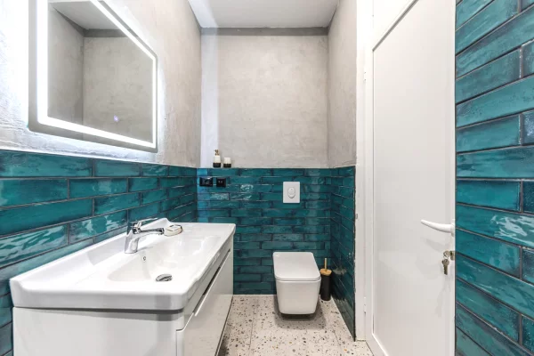 Shtepi me qera Apartament ne Tirane, Garsoniere, Mobilimi E mobiluar, Pagesa 600  Euro.