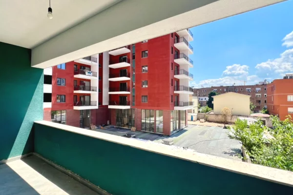 Shtepi ne shitje Apartament ne Tirane, 2+1, Mobilimi Bosh, pa mobiluar, Pagesa 187,000  Euro.