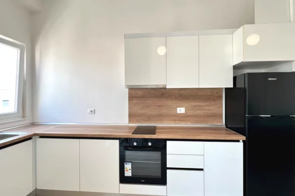 Shtepi me qera Apartament ne Tirane, 1+1, Mobilimi E mobiluar, Pagesa 55,000  Leke.