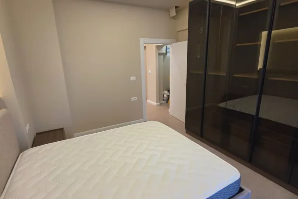 Shtepi me qera Apartament ne Tirane, 2+1, Mobilimi E mobiluar, Pagesa 700  Euro.