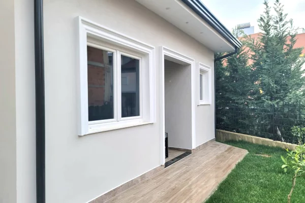 Shtepi me qera 2+1 ne Tirane - 60,000 Leke