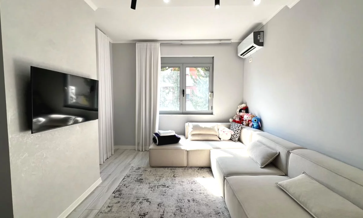 Shtepi me qera Apartament ne Tirane, 1+1, Mobilimi E mobiluar, Pagesa 60,000  Leke.