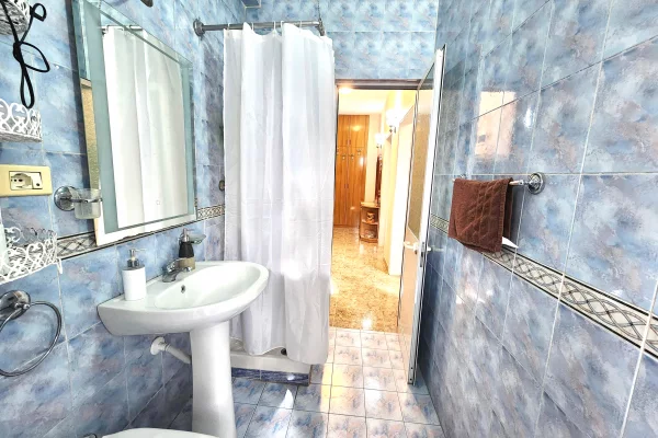 Shtepi me qera Apartament ne Tirane, 1+1, Mobilimi E mobiluar, Pagesa 600  Euro.