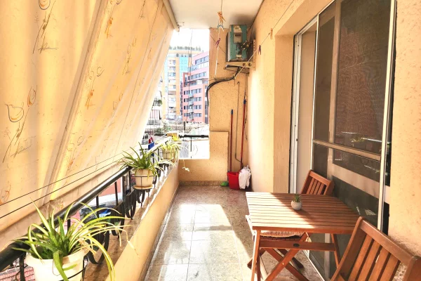 Shtepi me qera Apartament ne Tirane, 1+1, Mobilimi E mobiluar, Pagesa 600  Euro.