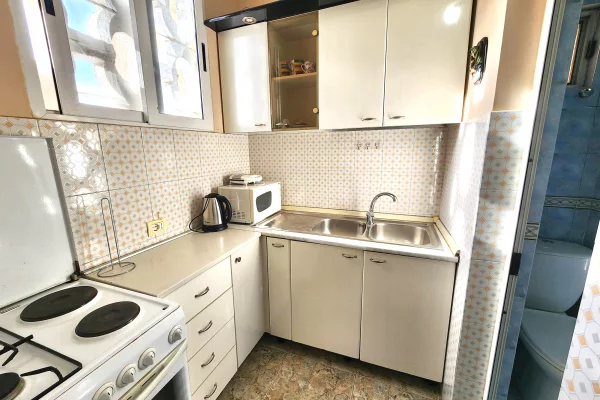 Shtepi me qera Apartament ne Tirane, 1+1, Mobilimi E mobiluar, Pagesa 600  Euro.