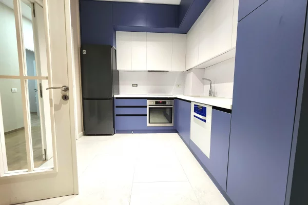 Shtepi me qera Apartament ne Tirane, 2+1, Mobilimi E mobiluar, Pagesa 70,000  Leke.