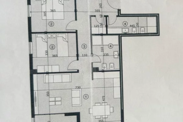 Shtepi ne shitje Apartament ne Tirane, 2+1, Mobilimi Bosh, pa mobiluar, Pagesa 172,000  Euro.