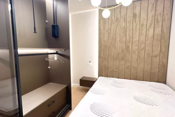 Shtepi me qera Apartament ne Tirane, 1+1, Mobilimi E mobiluar, Pagesa 45,000  Leke.